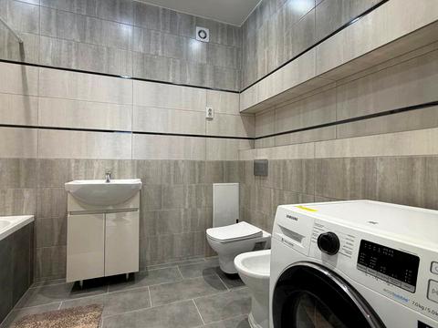квартира за адресою Олександра Довженка вул., 37