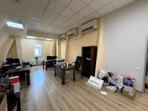 комерційна за адресою Дніпро, Барикадна вул., 1-А