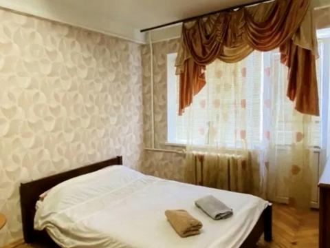 квартира по адресу Строителей ул., 12-А