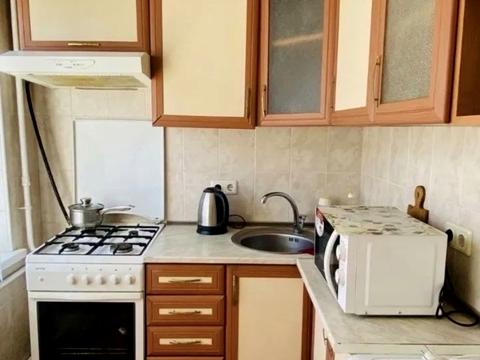 квартира по адресу Строителей ул., 12-А