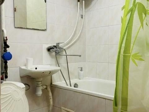 квартира по адресу Строителей ул., 12-А