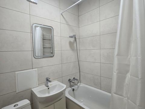квартира за адресою Євгена Коновальця вул., 135