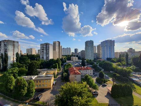 квартира за адресою Стадіонна вул., 6