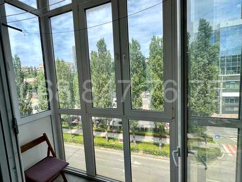 квартира по адресу Леси Украинки бульв., 4
