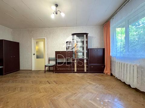 квартира за адресою Миколи Василенка вул., 8