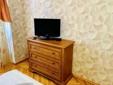 квартира по адресу Строителей ул., 12-А