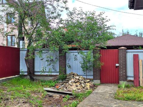 будинок за адресою Озерна