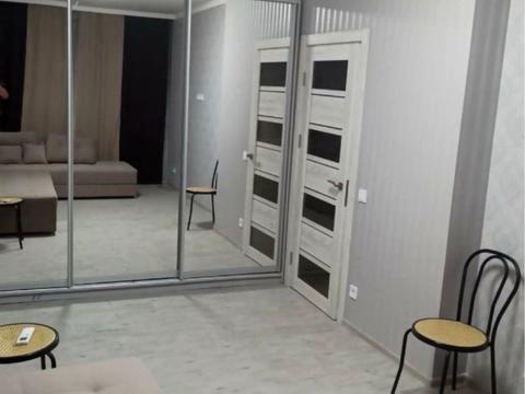 квартира за адресою Київ, Українська вул., (Будинок 2)