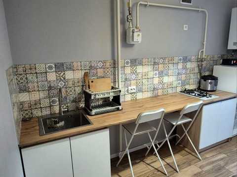 квартира за адресою Хіміків вул., 28 к16-18