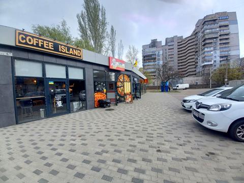 комерційна за адресою Савкіна вул., 4