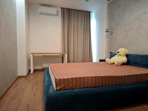 квартира за адресою Регенераторна вул., 4 к12