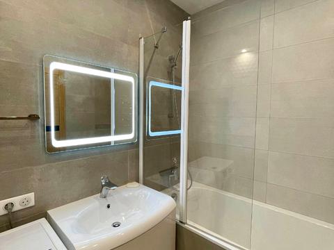 квартира за адресою Регенераторна вул., 4 к12