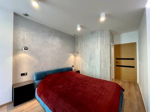 квартира за адресою Регенераторна вул., 4 к12