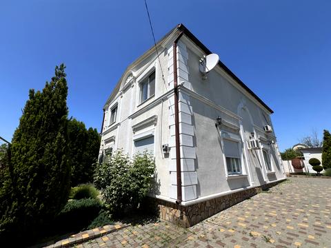 будинок за адресою Зелена вул., 10