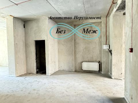 комерційна за адресою Клубна вул., 12