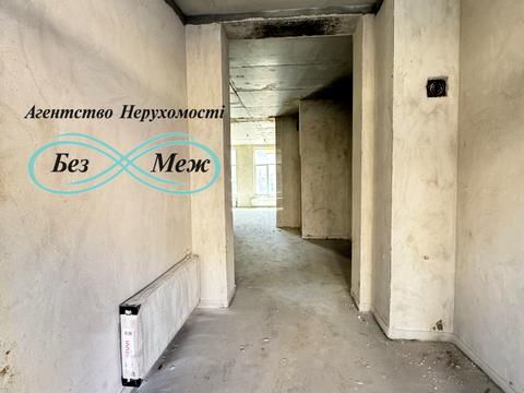 комерційна за адресою Клубна вул., 12