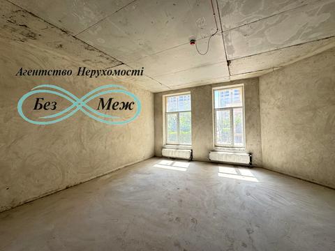 комерційна за адресою Клубна вул., 12