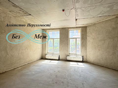 комерційна за адресою Клубна вул., 12