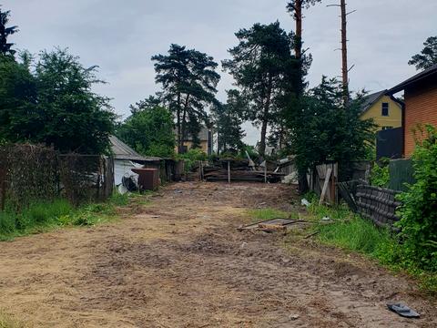 участок по адресу Українська ул.