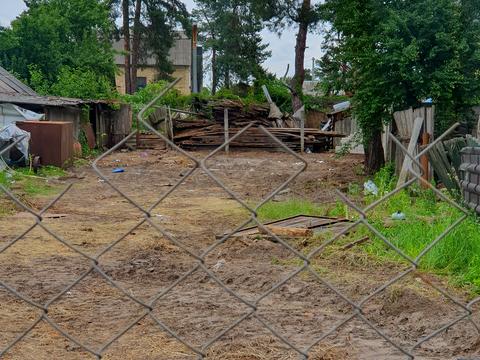 участок по адресу Українська ул.