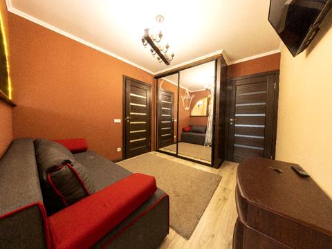 квартира за адресою Івана Богуна вул., 4