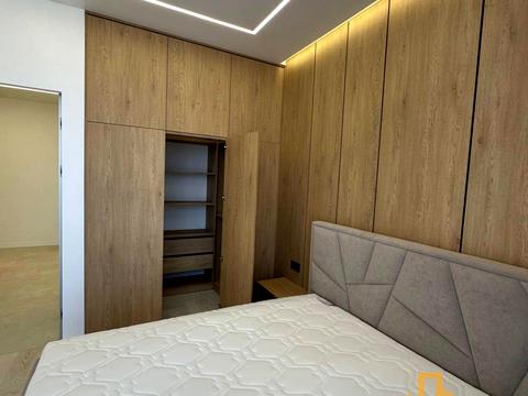 квартира за адресою Анатолія Тегзи вул., (Будинок 2)