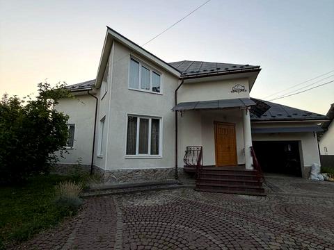 дом по адресу Лесі Українки