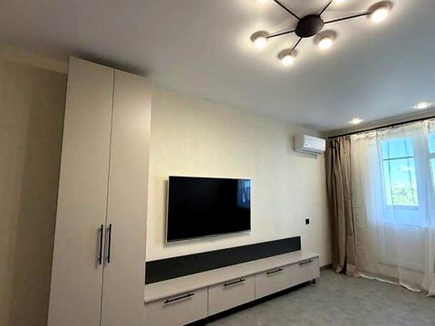 квартира по адресу Гвардейцев-Широнинцев ул., 5