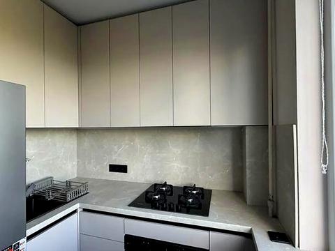 квартира по адресу Гвардейцев-Широнинцев ул., 5