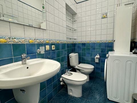 квартира за адресою Дмитра Яворницького просп. (Карла Маркса), 53-А