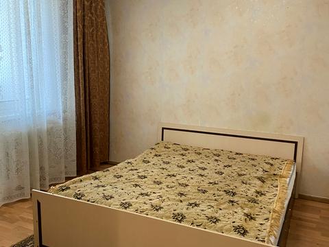 квартира за адресою Автозаводська вул., 63