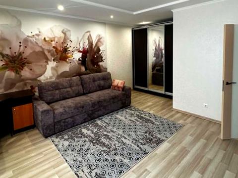 квартира за адресою Будівельників вул., 1