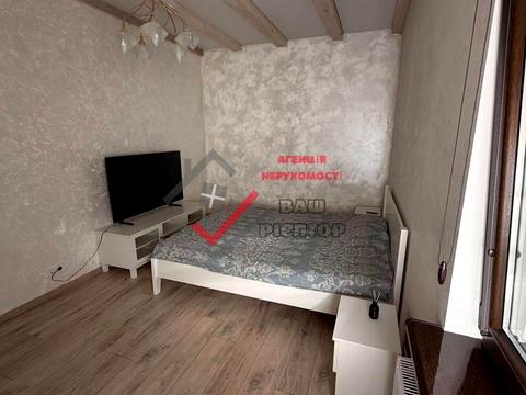 дом по адресу центральна