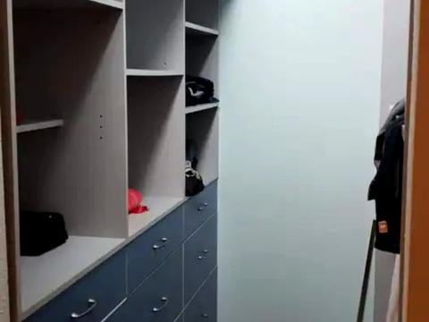 дом по адресу Джерельна
