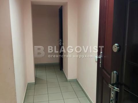 комерційна за адресою Августина Волошина вул. (Ярослава Галана), 2-А