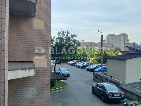 комерційна за адресою Августина Волошина вул. (Ярослава Галана), 2-А