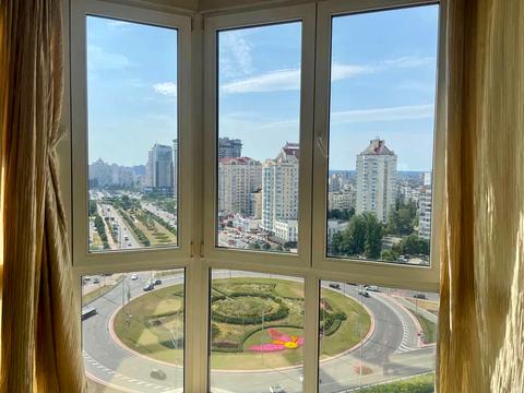 квартира за адресою Володимира Івасюка просп. (Героїв Сталінграду), 24