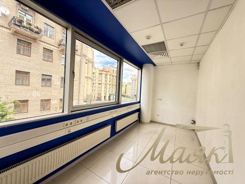 комерційна за адресою Софіївська пл., 1/2