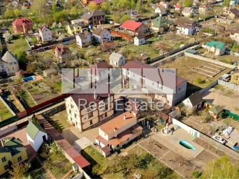 коммерческая по адресу Садова ул., 1