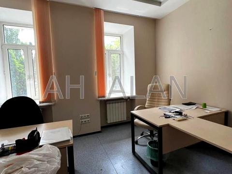 коммерческая по адресу Константиновская ул., 32Б