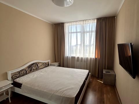 квартира за адресою Любомира Гузара просп. (Космонавта Комарова), 46-В