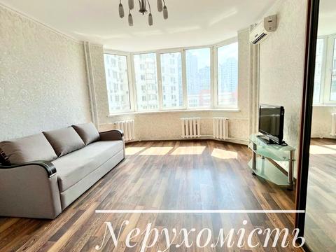 квартира по адресу Миколы Бажана просп., 14