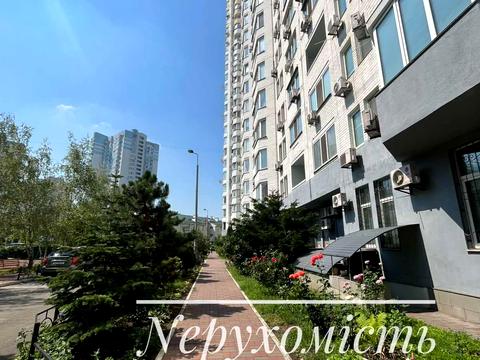 квартира по адресу Миколы Бажана просп., 14