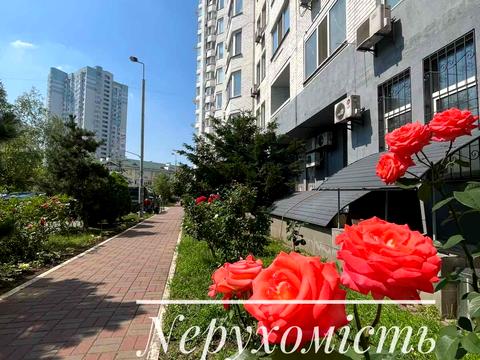 квартира по адресу Миколы Бажана просп., 14