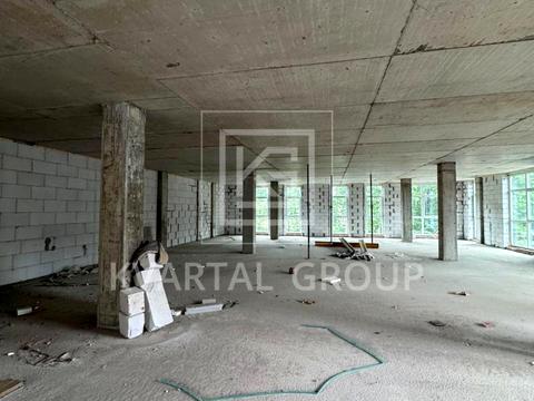 комерційна за адресою Соборна вул., 151