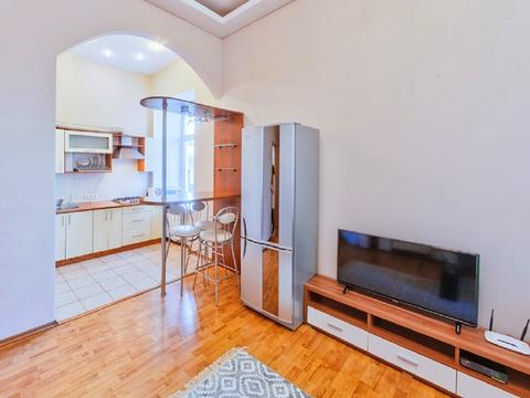 квартира за адресою Михайлівський пров., 9-А
