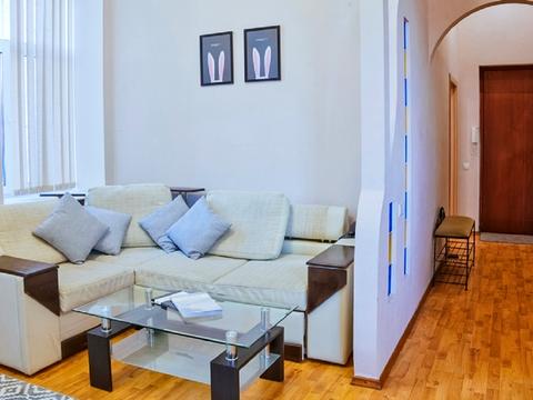 квартира за адресою Михайлівський пров., 9-А