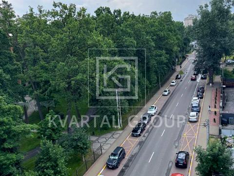 комерційна за адресою Соборна вул., 151