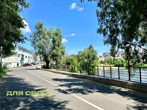 ділянка за адресою с. Гатне, Свободи вул. (Леніна), 2А