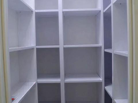 квартира за адресою Павела Йозефа Шафарика вул. (), 1